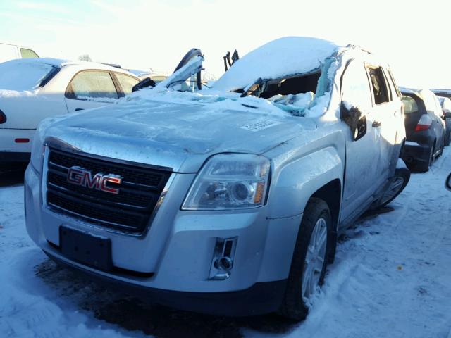 2CTALSECXB6202563 - 2011 GMC TERRAIN SL SILVER photo 2