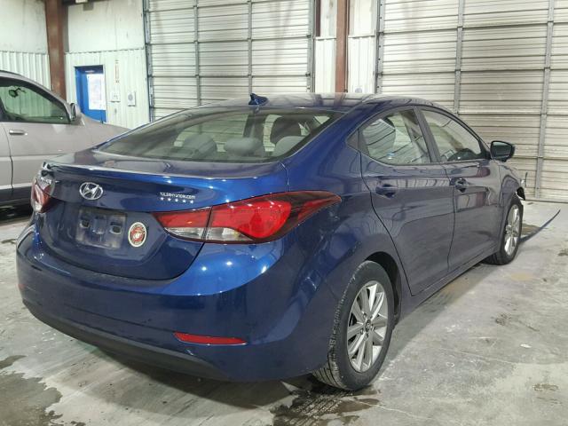 5NPDH4AE5GH718295 - 2016 HYUNDAI ELANTRA SE BLUE photo 4