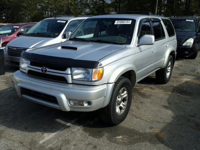 JT3GN86R310211218 - 2001 TOYOTA 4RUNNER SR SILVER photo 2