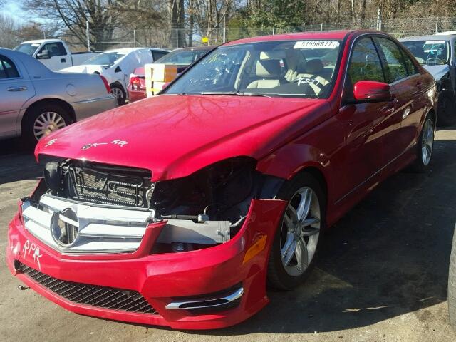 WDDGF4HB8DR247106 - 2013 MERCEDES-BENZ C 250 RED photo 2