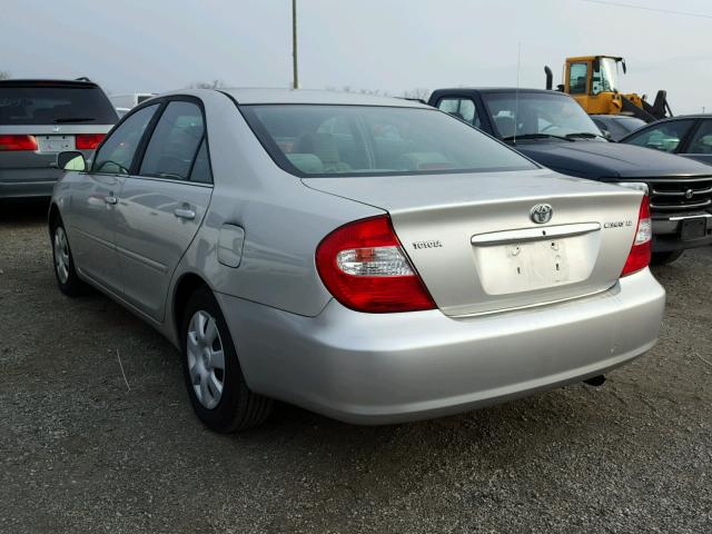 4T1BE32KX3U776204 - 2003 TOYOTA CAMRY LE SILVER photo 3