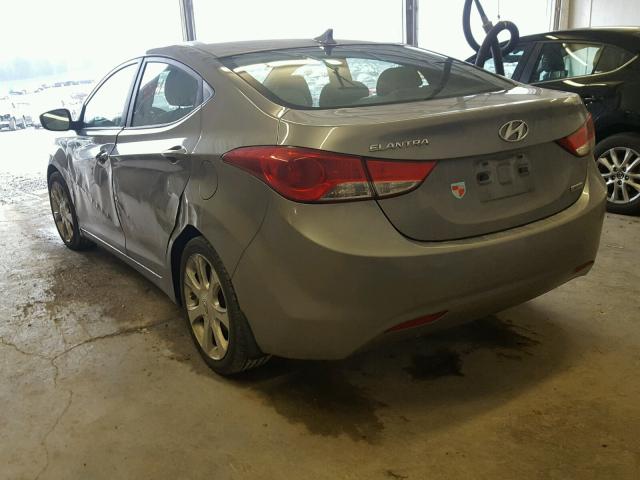 KMHDH4AE5CU201350 - 2012 HYUNDAI ELANTRA GL GRAY photo 3