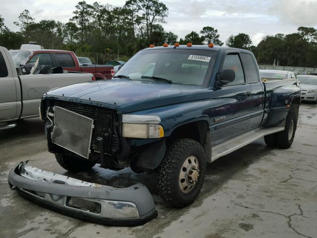 1B7MF3366WJ241713 - 1998 DODGE RAM 3500 GREEN photo 2