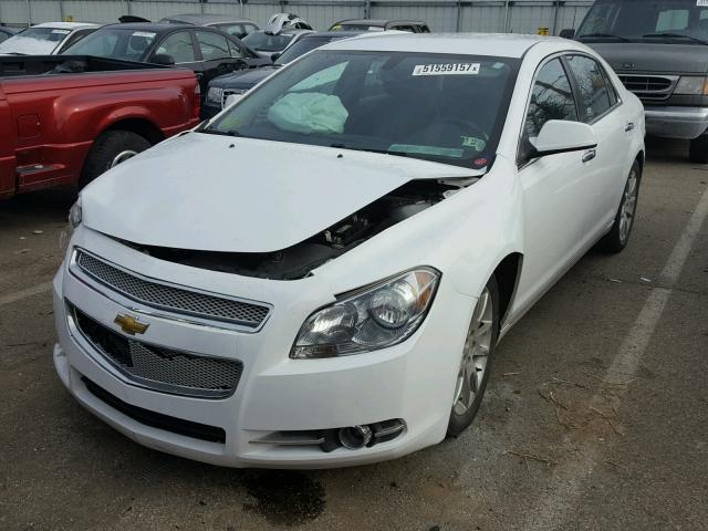 1G1ZE5E12BF359270 - 2011 CHEVROLET MALIBU LTZ WHITE photo 2