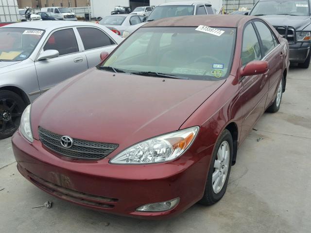 4T1BE32K83U146777 - 2003 TOYOTA CAMRY LE RED photo 2