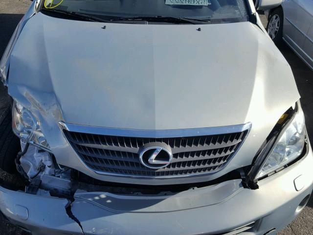 JTJGW31U462000867 - 2006 LEXUS RX 400 GOLD photo 7