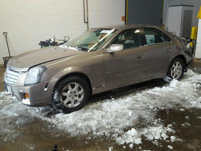 1G6DM57TX60194275 - 2006 CADILLAC CTS GOLD photo 2