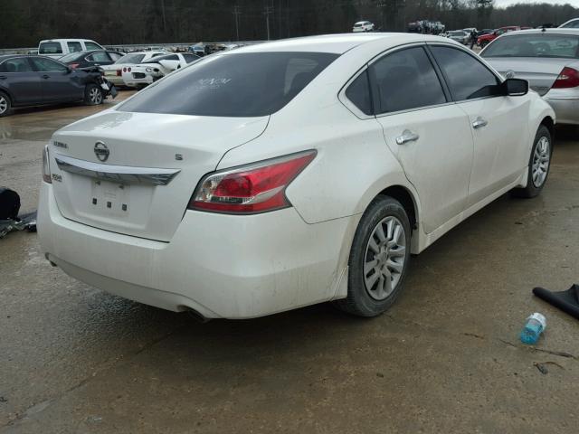 1N4AL3AP1FN401647 - 2015 NISSAN ALTIMA 2.5 WHITE photo 4