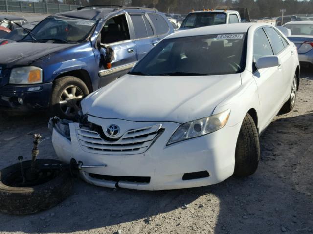 JTNBE46K473101556 - 2007 TOYOTA CAMRY NEW WHITE photo 2