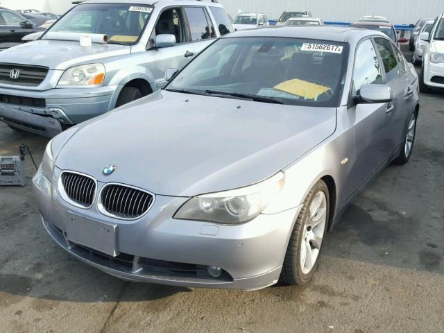 WBANB53587CP07812 - 2007 BMW 550 I GRAY photo 2