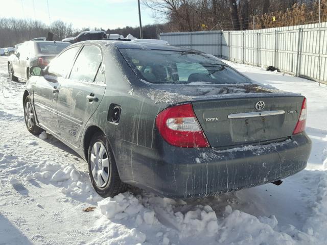 4T1BE32K92U568118 - 2002 TOYOTA CAMRY LE GREEN photo 3