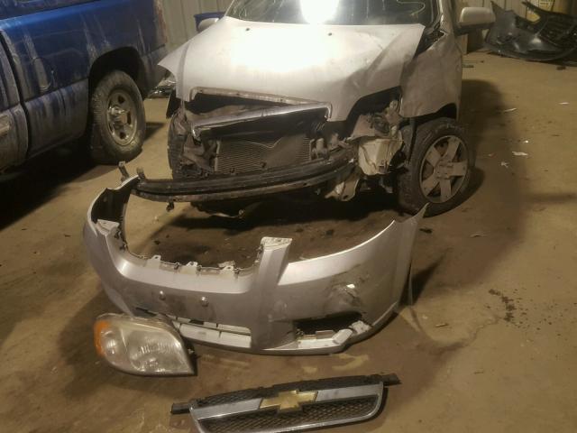 KL1TD56607B115245 - 2007 CHEVROLET AVEO BASE ვერცხლისფერი ფოტო 9