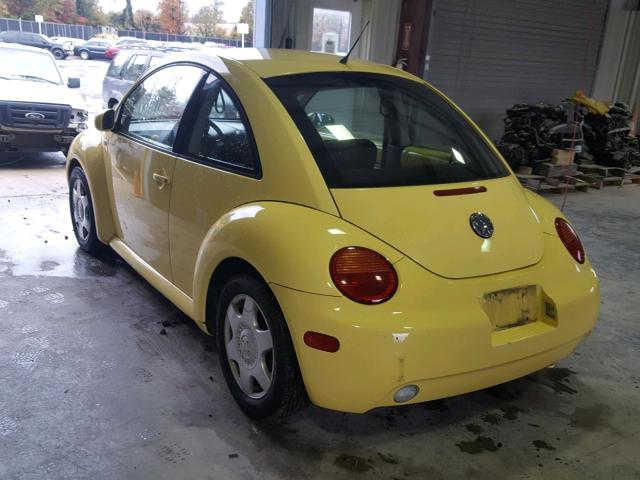 3VWCK21C11M469671 - 2001 VOLKSWAGEN NEW BEETLE 黄色 照片 3
