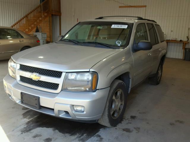 1GNDT33S892102985 - 2009 CHEVROLET TRAILBLAZE GRAY photo 2