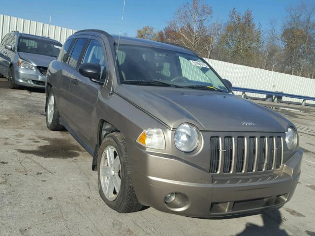 1J8FF47W77D156171 - 2007 JEEP COMPASS GOLD photo 1