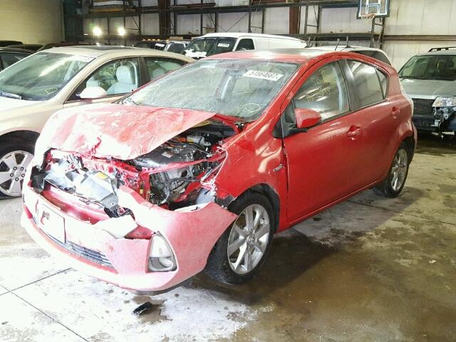 JTDKDTB35C1004842 - 2012 TOYOTA PRIUS C RED photo 2