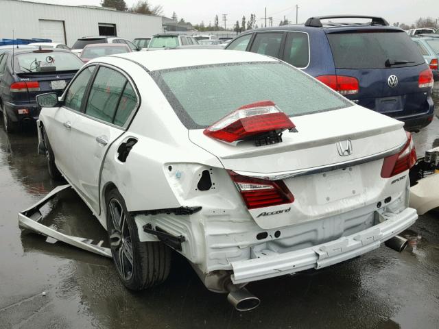 1HGCR2F5XHA308110 - 2017 HONDA ACCORD SPO WHITE photo 3