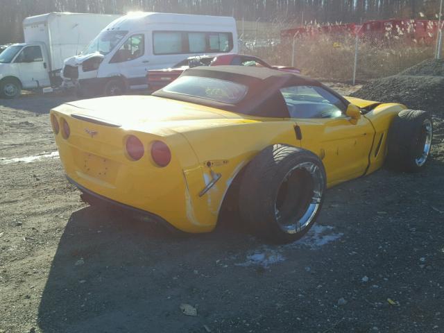 1G1YY34U255119715 - 2005 CHEVROLET CORVETTE YELLOW photo 4