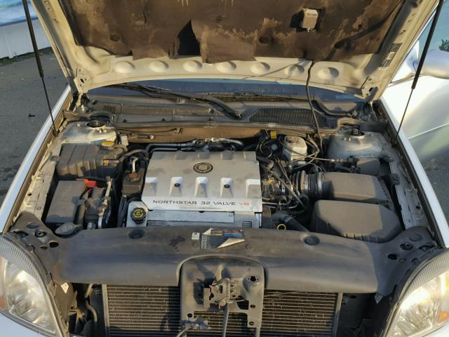 1G6KD54Y21U180122 - 2001 CADILLAC DEVILLE GRAY photo 7