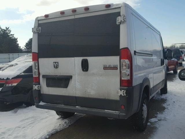 3C6TRVAG3GE136854 - 2016 RAM PROMASTER WHITE photo 4