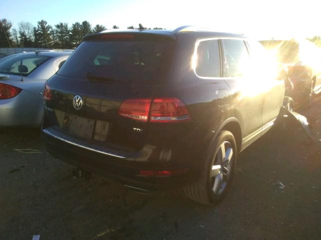 WVGEP9BP6DD013555 - 2013 VOLKSWAGEN TOUAREG V6 BLACK photo 4