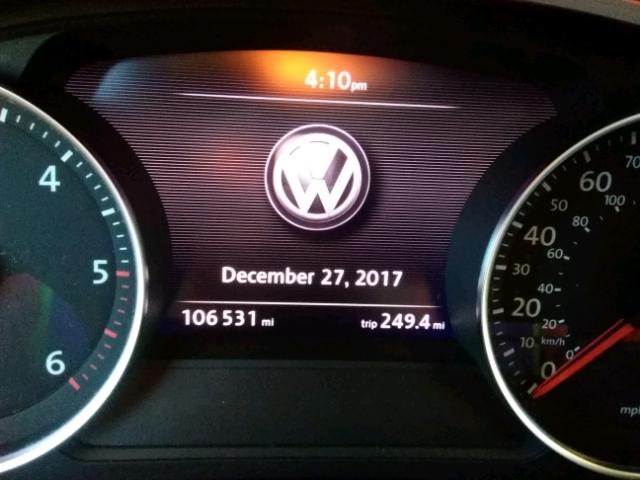 WVGEP9BP6DD013555 - 2013 VOLKSWAGEN TOUAREG V6 BLACK photo 8