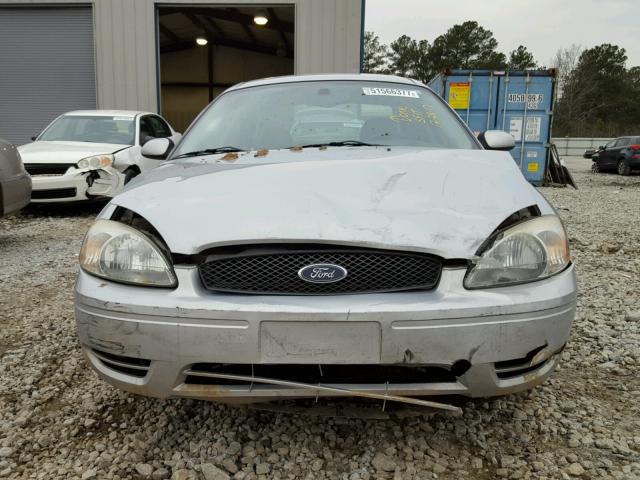 1FAFP56S75A133745 - 2005 FORD TAURUS SEL SILVER photo 9