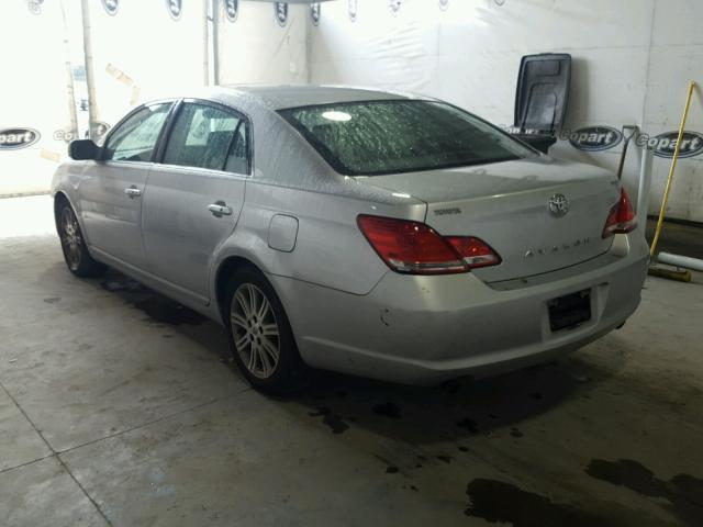 4T1BK36B97U252129 - 2007 TOYOTA AVALON XL SILVER photo 3