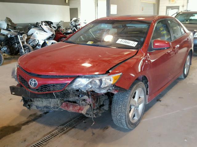 4T1BF1FK3CU509191 - 2012 TOYOTA CAMRY BASE RED photo 2