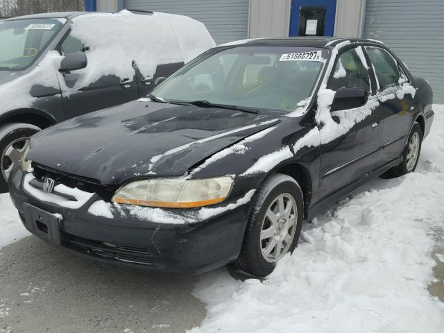 1HGCG56762A022240 - 2002 HONDA ACCORD SE BLACK photo 2