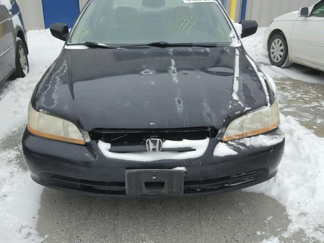 1HGCG56762A022240 - 2002 HONDA ACCORD SE BLACK photo 9