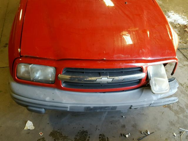 2CNBJ13C3X6903564 - 1999 CHEVROLET TRACKER RED photo 7