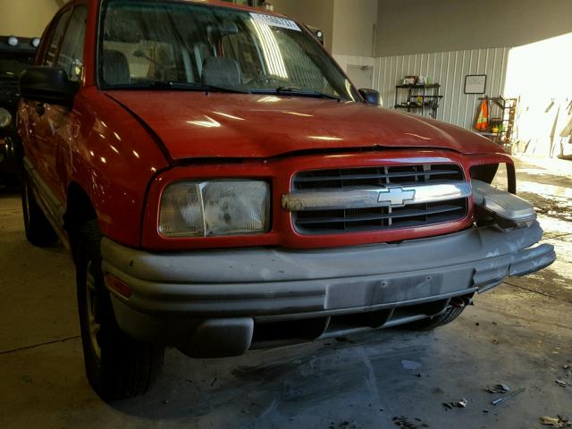 2CNBJ13C3X6903564 - 1999 CHEVROLET TRACKER RED photo 9