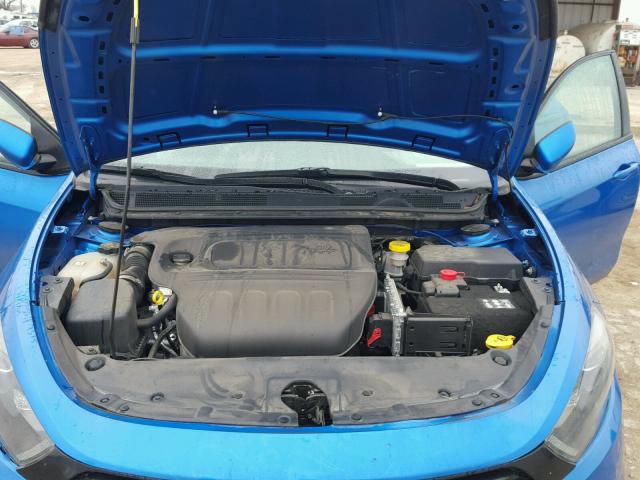 1C3CDFAA2GD737350 - 2016 DODGE DART SE BLUE photo 7