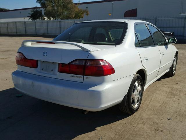 JHMCG6681YC005208 - 2000 HONDA ACCORD EX WHITE photo 4