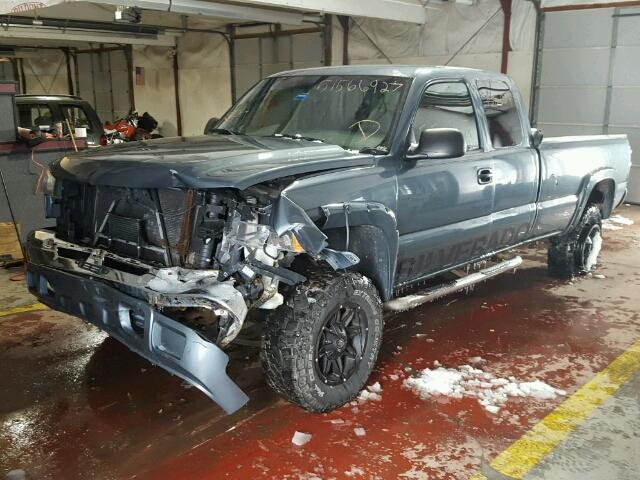 1GCEK19Z26E187230 - 2006 CHEVROLET SILVERADO BLUE photo 2