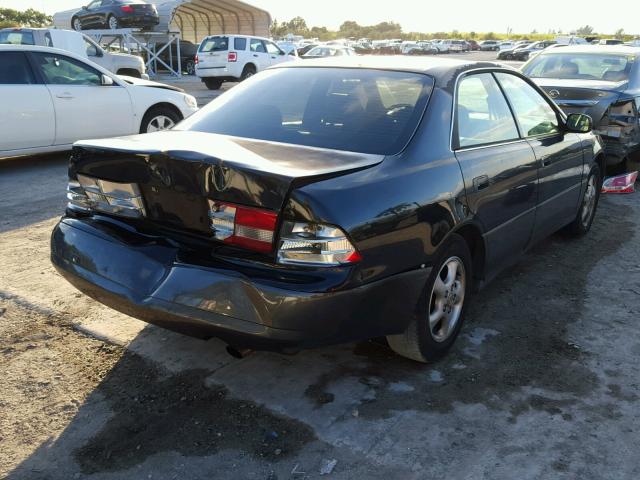 JT8BF28G8X5064450 - 1999 LEXUS ES 300 BLACK photo 4