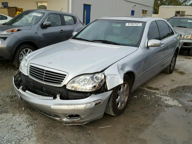 WDBNG70J1YA074969 - 2000 MERCEDES-BENZ S 430 SILVER photo 2