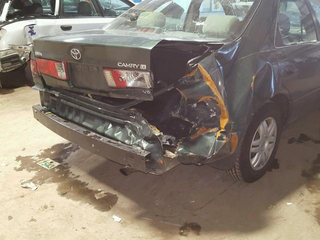 4T1BF22K7YU092418 - 2000 TOYOTA CAMRY LE მწვანე ფოტო 9
