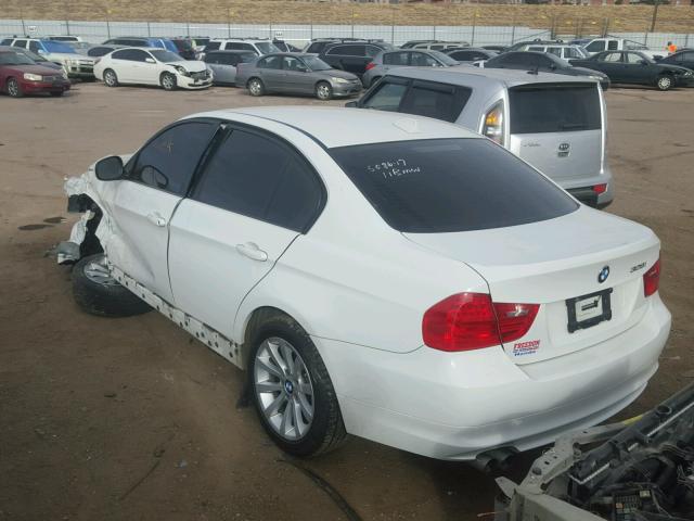 WBAPK7C56BA970289 - 2011 BMW 328 XI WHITE photo 3