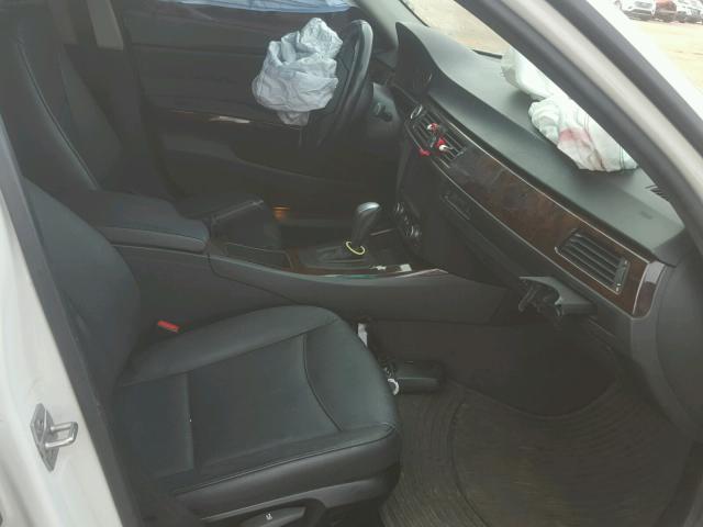 WBAPK7C56BA970289 - 2011 BMW 328 XI WHITE photo 5