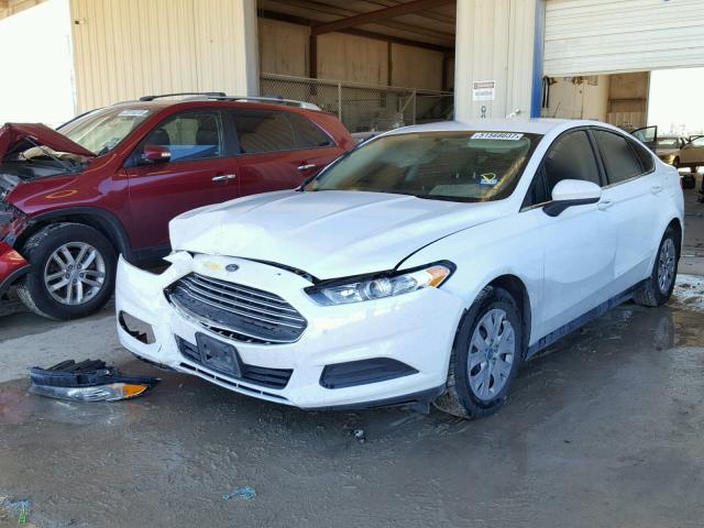 3FA6P0G77DR296400 - 2013 FORD FUSION S WHITE photo 2