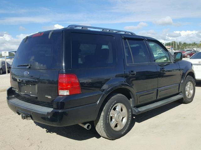 1FMFU19526LA02077 - 2006 FORD EXPEDITION BLACK photo 4