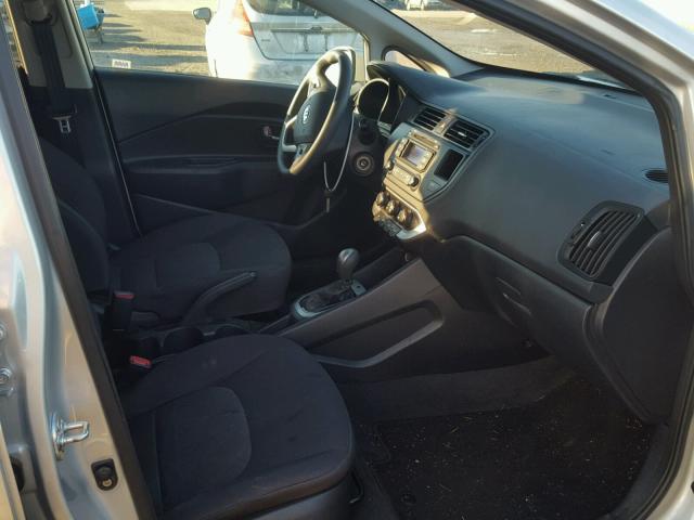 KNADM5A31D6138691 - 2013 KIA RIO LX Արծաթագույն լուսանկար 5