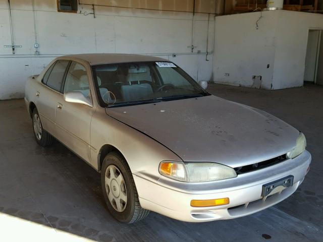 JT2BF12K3T0148930 - 1996 TOYOTA CAMRY LE SILVER photo 1