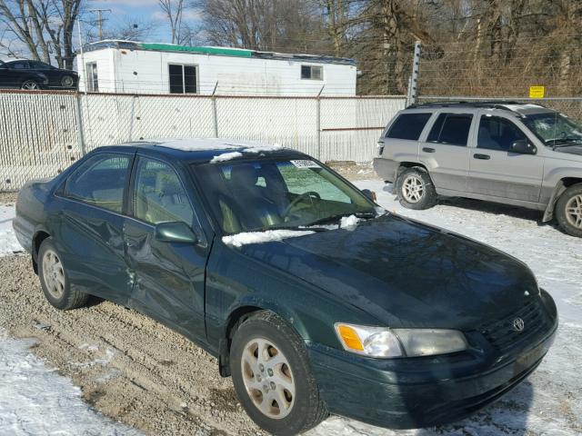 JT2BF28K9X0189128 - 1999 TOYOTA CAMRY LE 绿色 照片 1