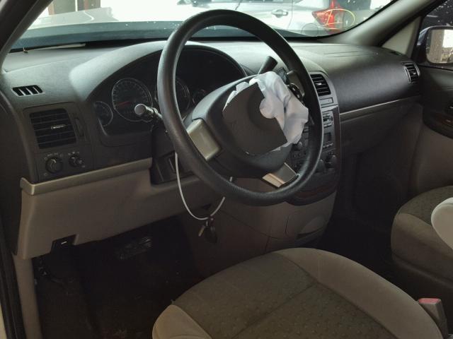 1GBDV13W08D211555 - 2008 CHEVROLET UPLANDER I WHITE photo 9