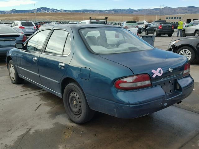 1N4BU31DXSC165657 - 1995 NISSAN ALTIMA XE BLUE photo 3