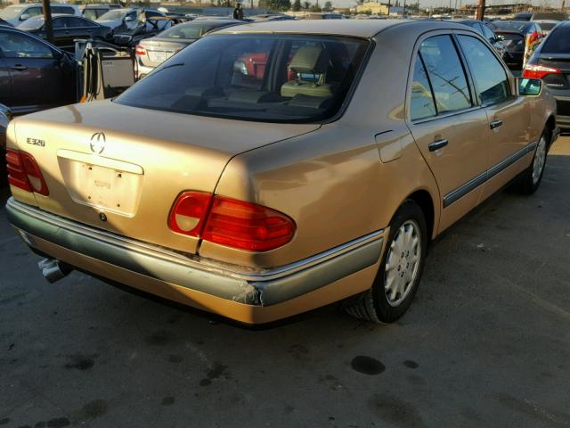 WDBJF55F3VA393876 - 1997 MERCEDES-BENZ E 320 GOLD photo 4