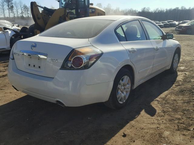 1N4AL2AP0BC133352 - 2011 NISSAN ALTIMA BAS WHITE photo 4